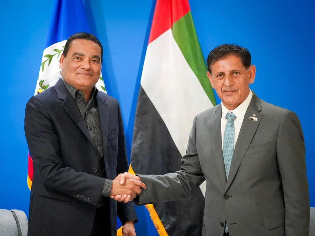 سفير الإمارات يقدم نسخة من أوراق اعتماده إلى وزير خارجية دولة بليز