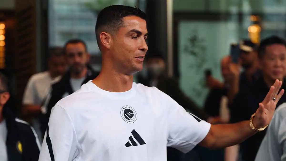 كريستيانو رونالدو ليس الأول.. أغنى 10 لاعبين في العالم