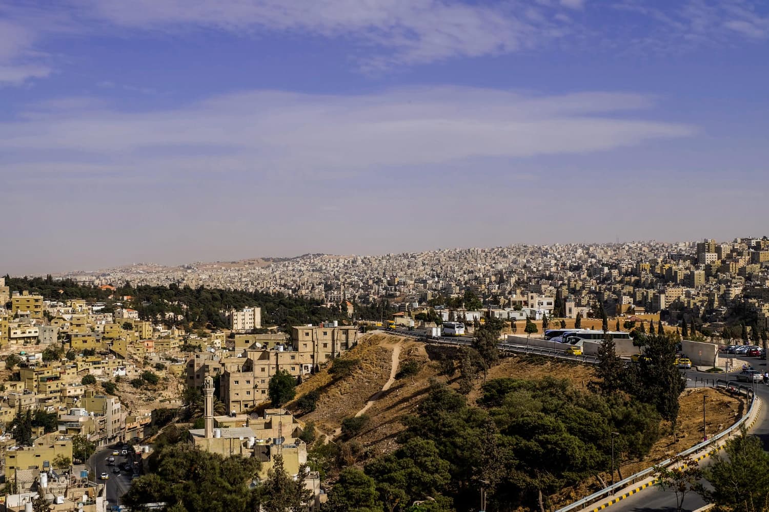 الأمن: إلزام مالكي ومؤجري الشقق بإبلاغ الجهات عن أي أجنبي يشغل الشقق أو يغادرها