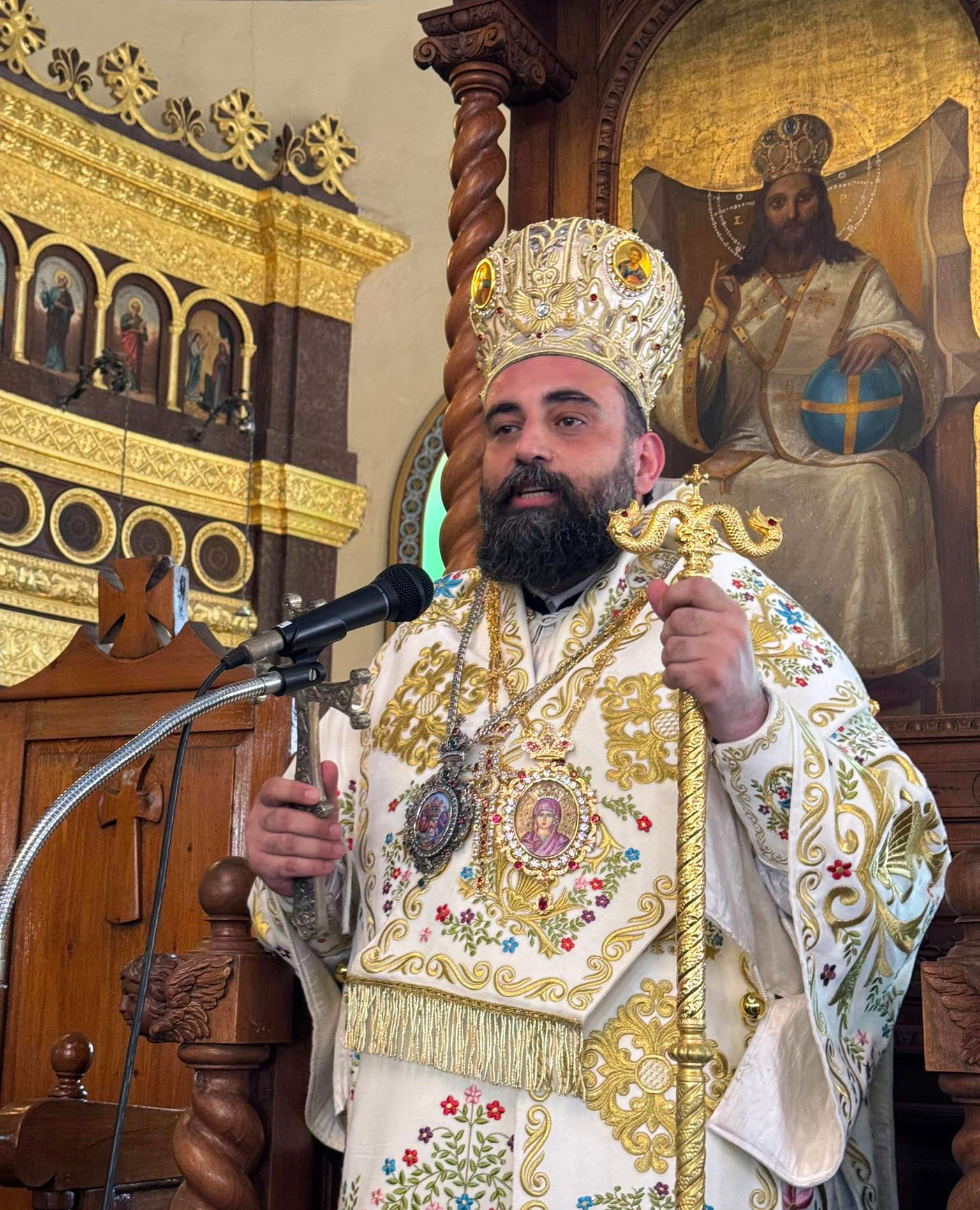 تنصيب الأردني ذمسكينوس الأزرعي مطرانا في بطريركية الروم الأرثوذكس بمصر