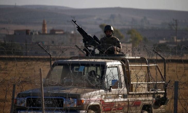 الجيش يقبض على شخصين حاولا التسلل عبر الحدود الشمالية