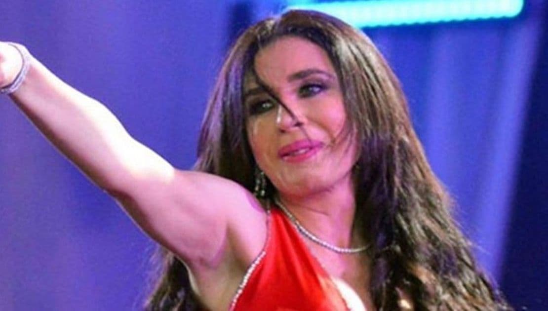 دينا تطلق أول أكاديمية متكاملة للرقص في مصر