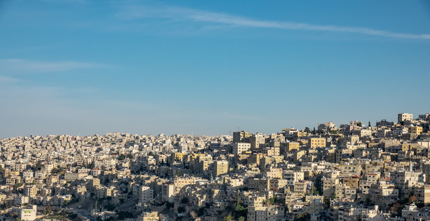 طقس لطيف ودرجات حرارة معتدلة حتى الأحد