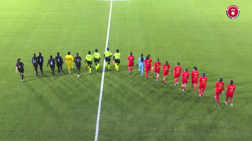 لماذا لعب الحسين بـ7 لاعبات فقط؟