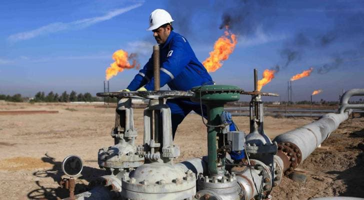 النفط يصعد بعد تراجع مخزونات الخام الأميركية