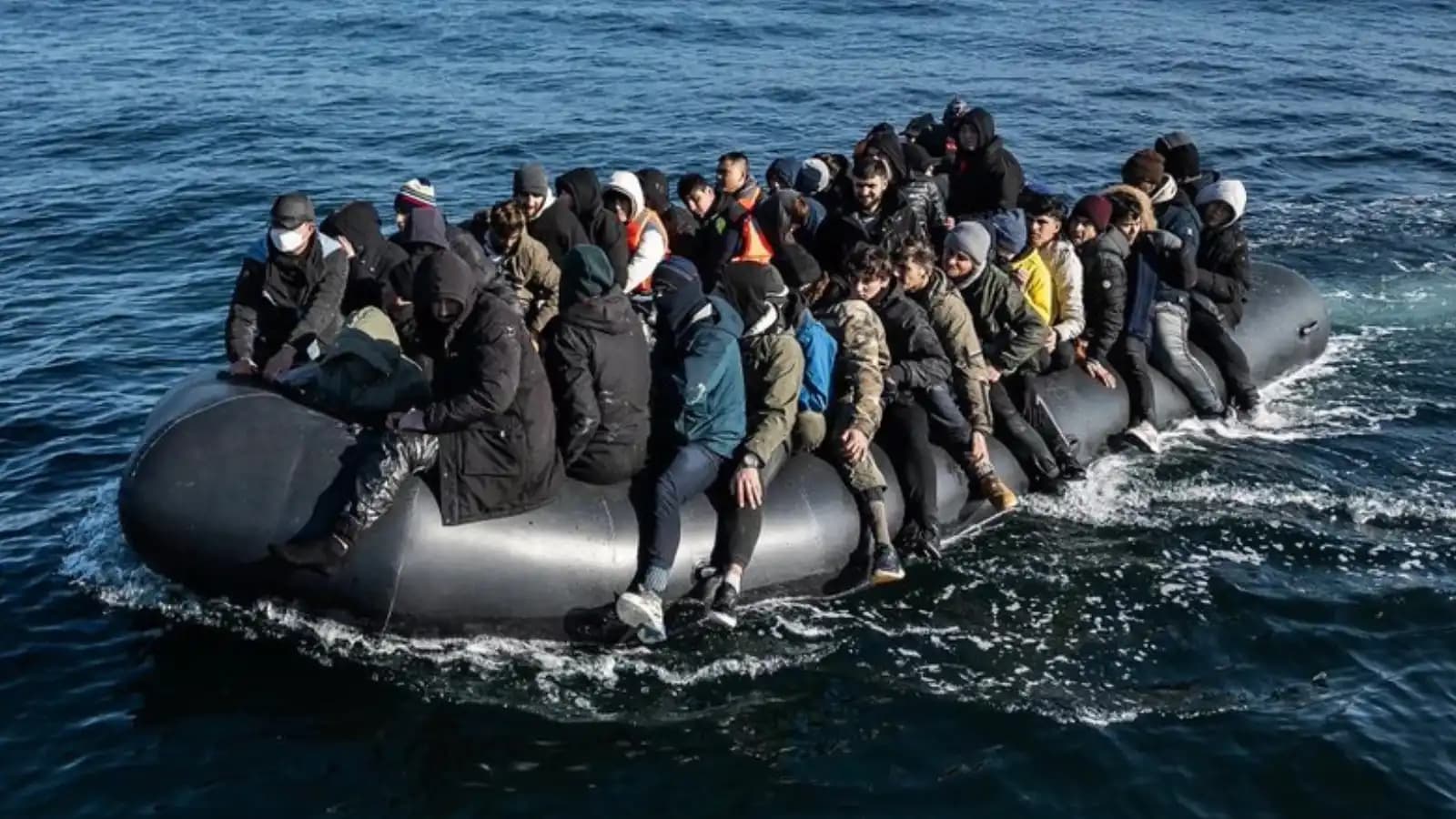 مصرع رجل وفتاة من طالبي اللجوء غرقًا قبالة سواحل رودس اليونانية