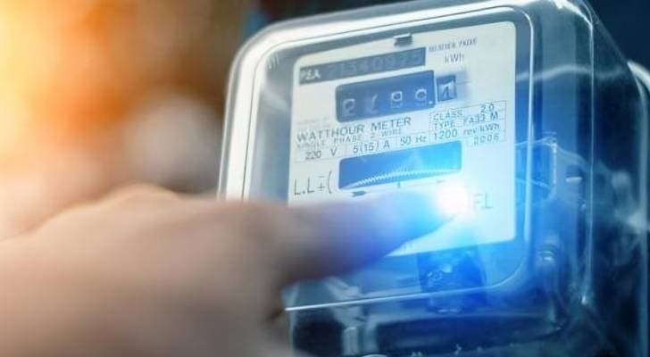 "توزيع الكهرباء" توضح أسباب ارتفاع فواتير الصيف في العقبة والأغوار