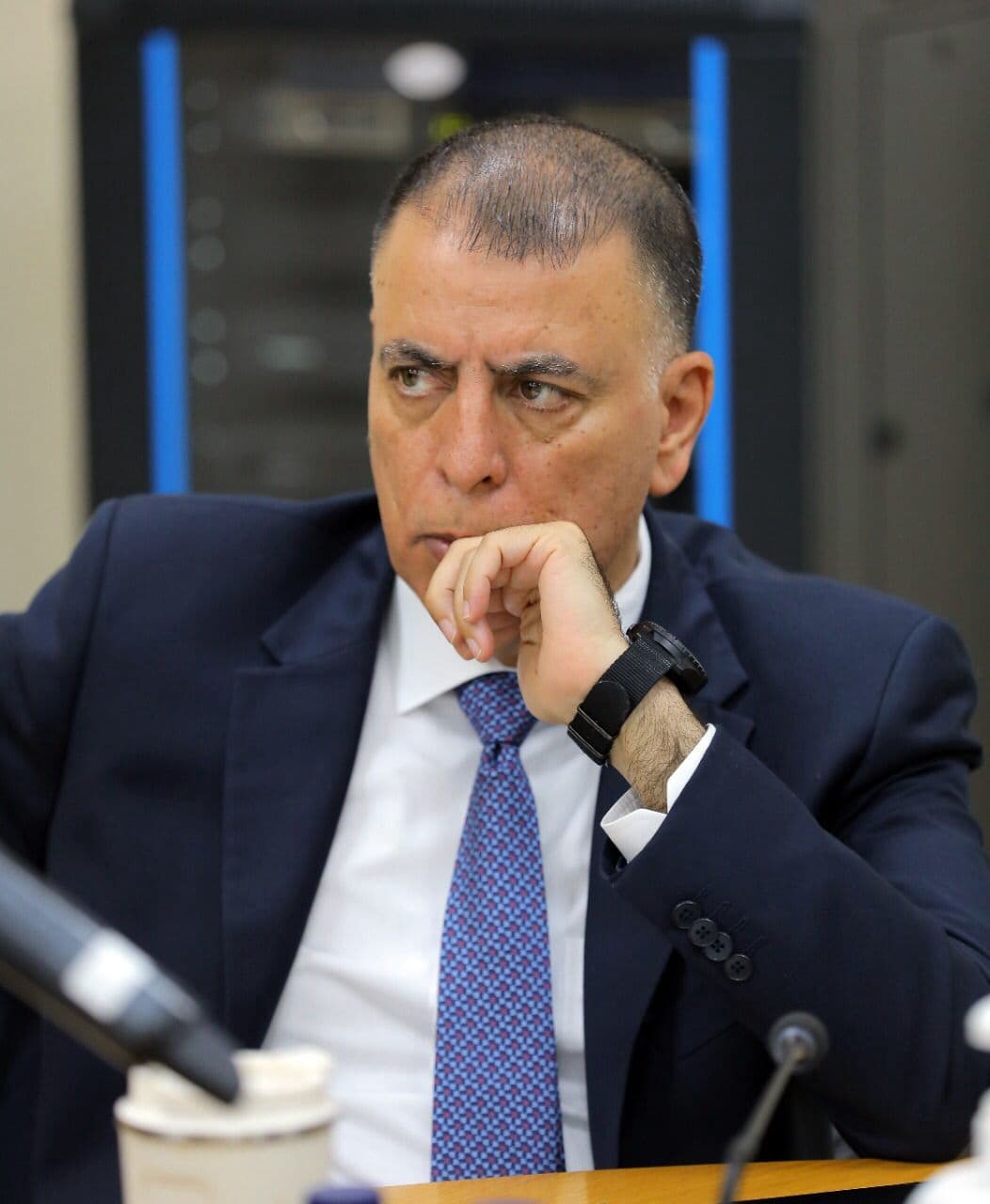 وزير الداخلية يوعز بالإفراج عن 572 موقوفًا إداريا