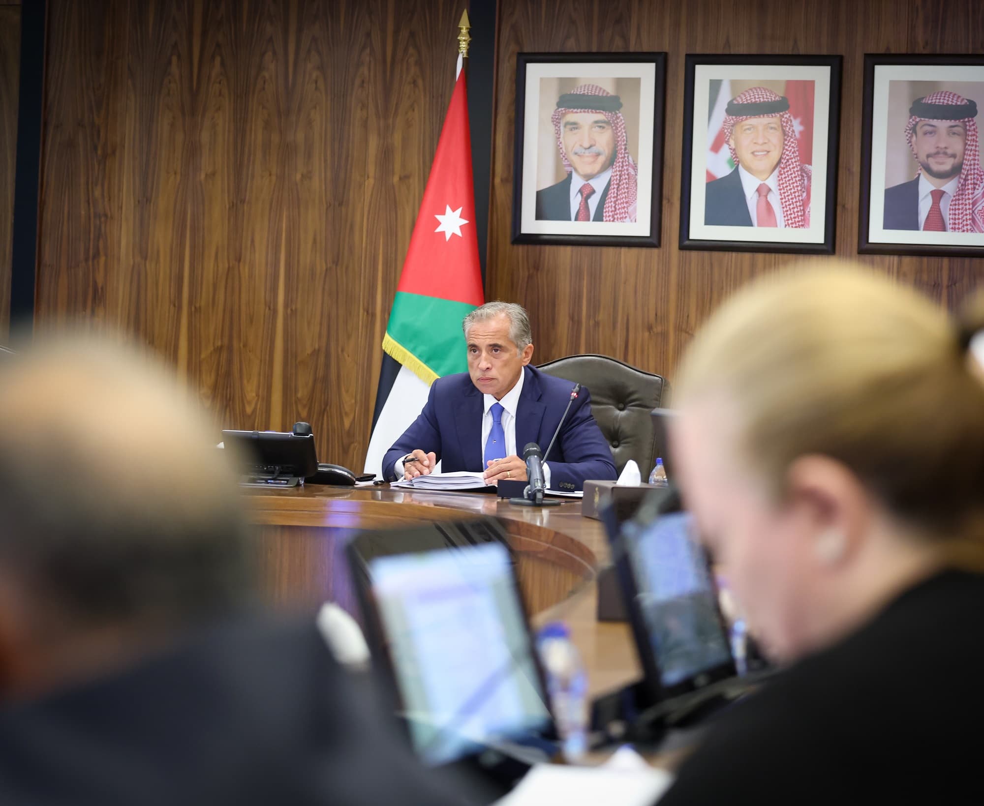 حكومة حسان عقدت 86 جلسة وأصدرت 1000 قرار منذ تشكيلها