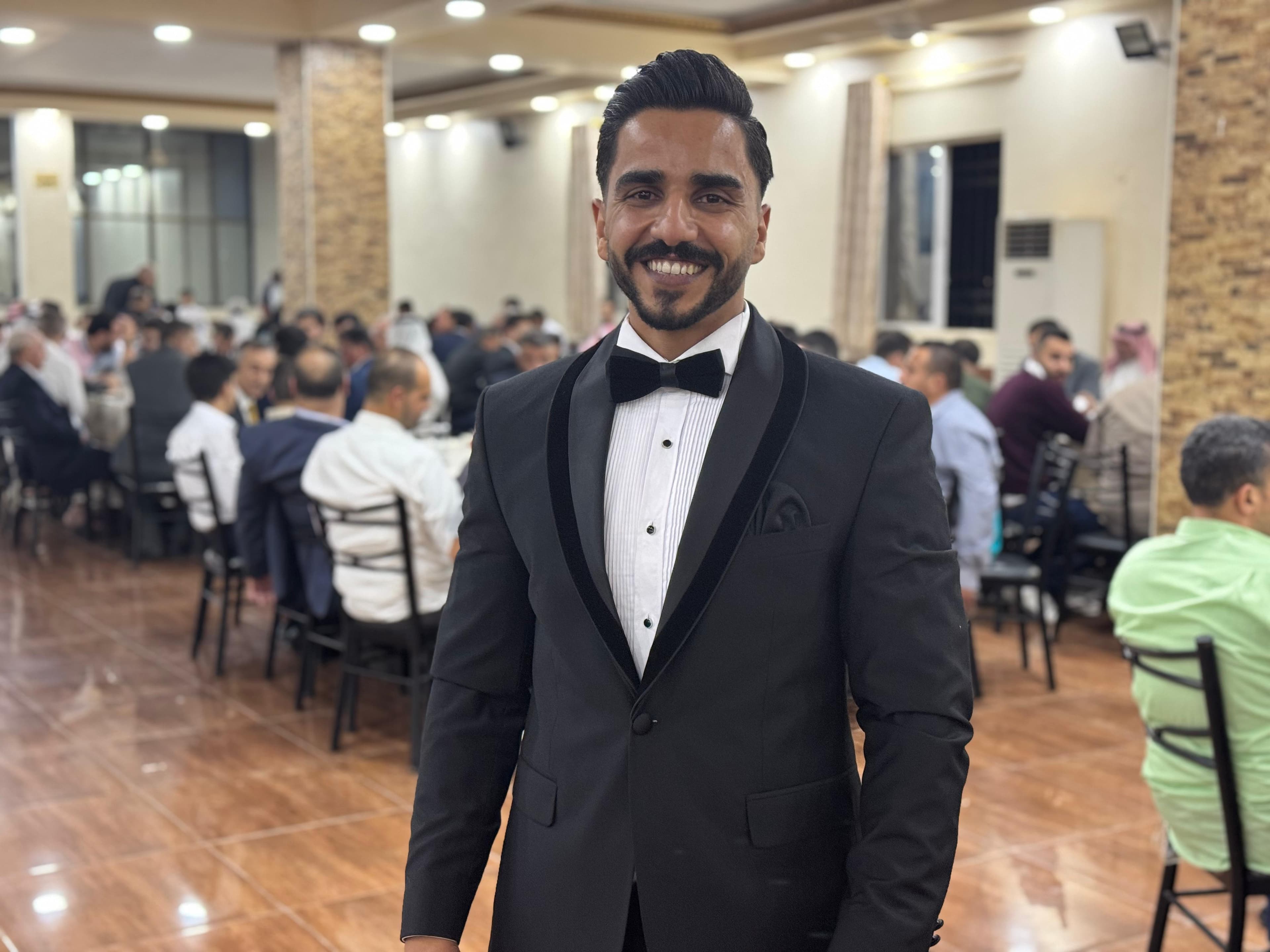 أحمد الشرعة... ودع العزوبية وفتح كتاب الحياة الجديد
