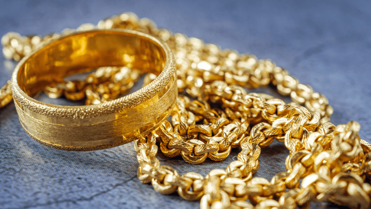 81.40 دينارا سعر بيع غرام الذهب عيار 21 الأحد