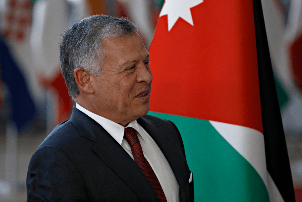 الملك يعزي هاتفيا الرئيس اللبناني بضحايا تفكيك عدد من القذائف في صور