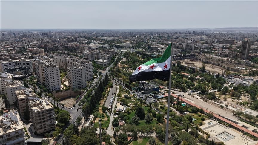بريطانيا تشطب هيئة تحرير الشام السورية من قائمة الإرهاب