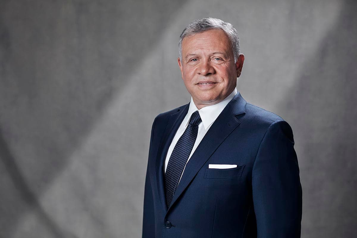 الملك يهنئ الرئيس اللبناني بعيد استقلال بلاده