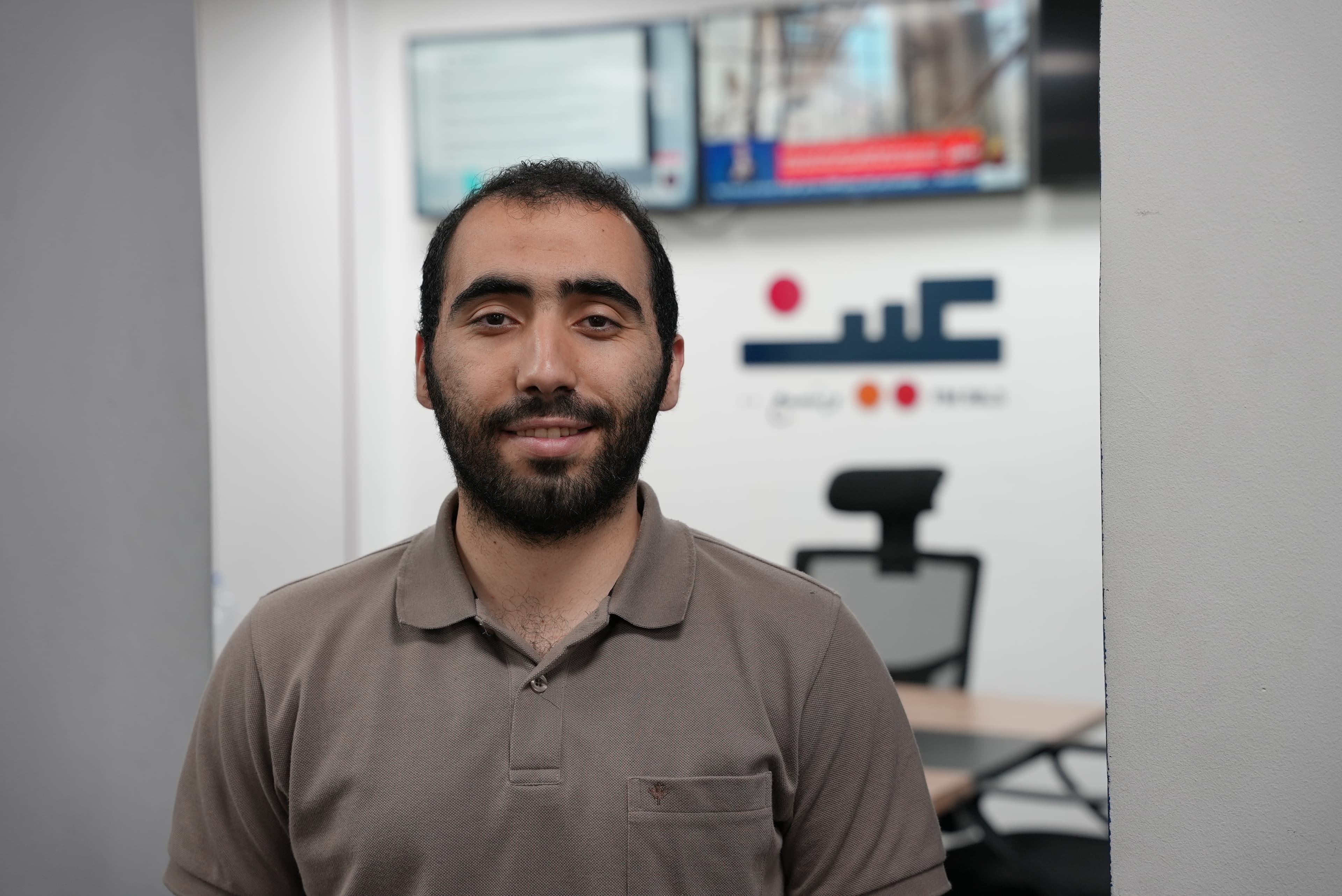 الخطيب لـ"عين": الفوز ببرنامج تحدي الثلاثين يتطلب متابعة كرة القدم وكثرة المطالعة