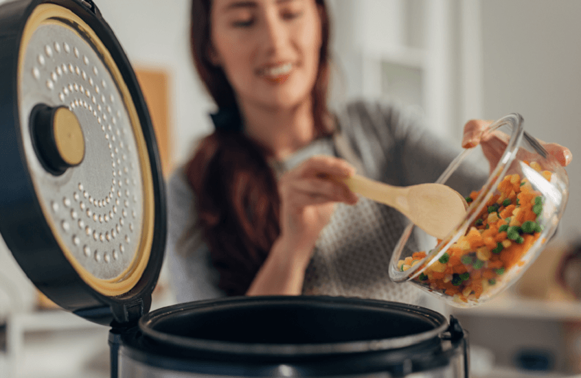 أطعمة لا ينبغي وضعها في قدر الطهي البطيء