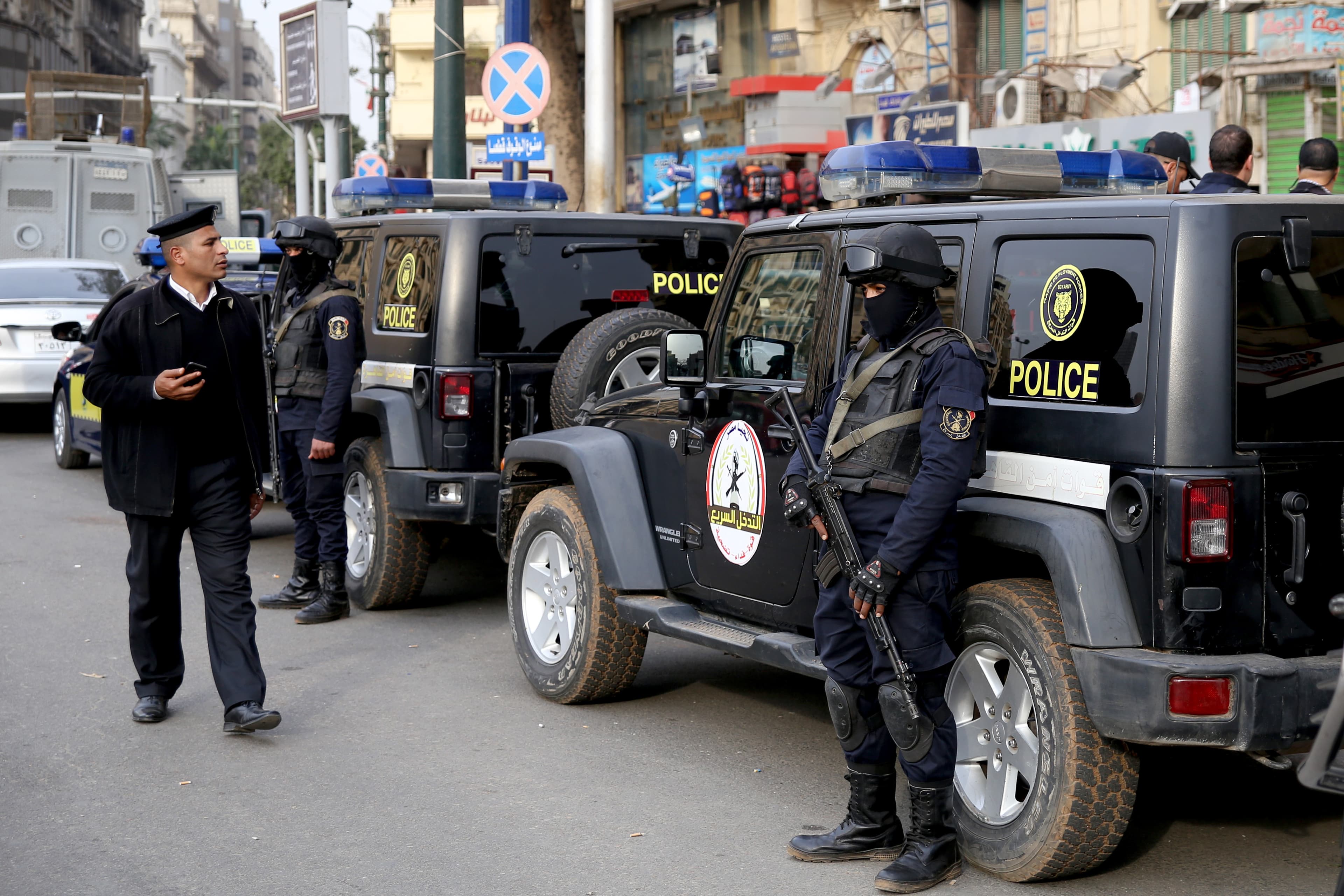 مصر تمنع البلوغرز من التصرف بأموالهم.. ماذا بعد؟
