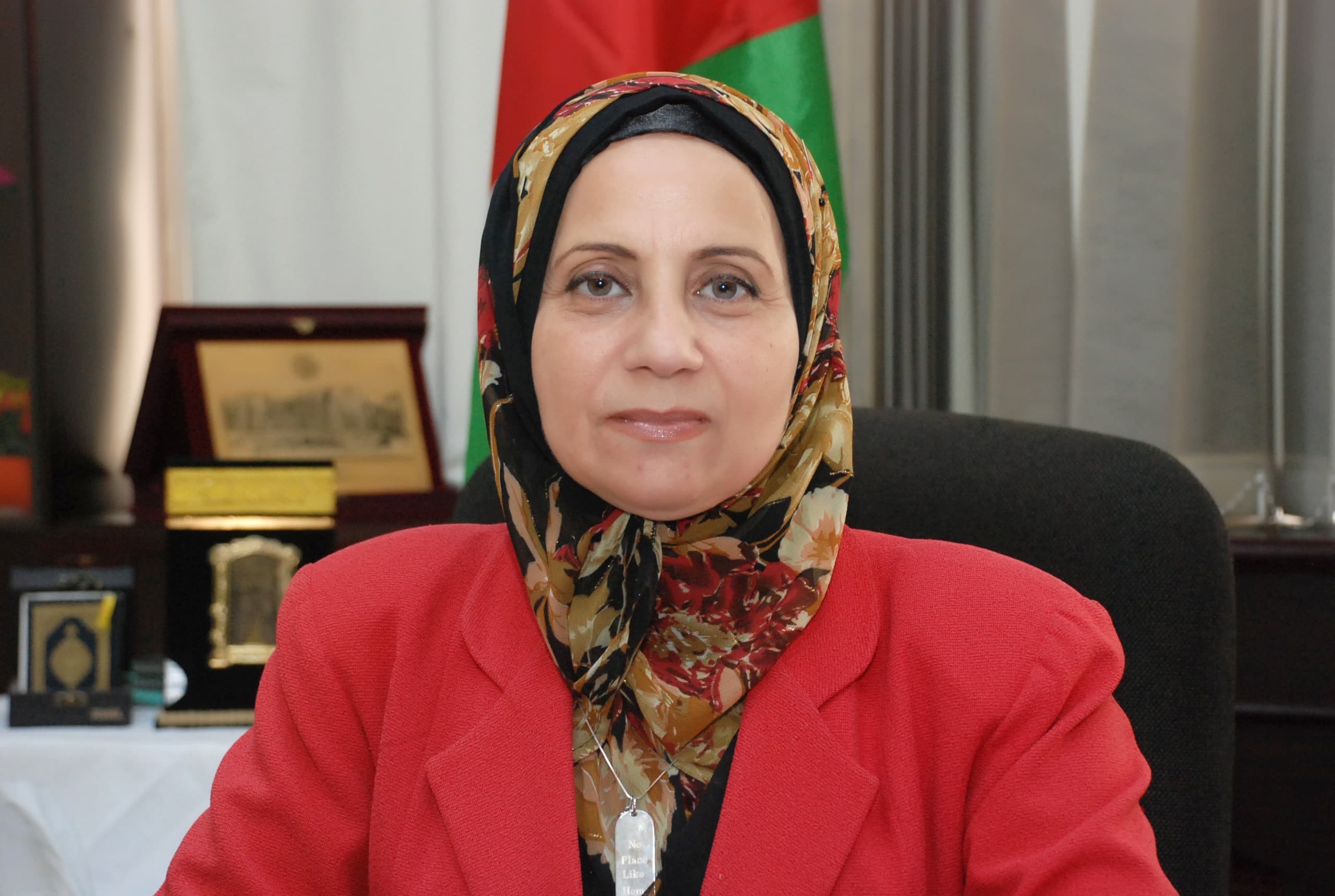 الملكاوي تفوز بجائزة "أفضل عالم عربي في التكنولوجيا الحيوية للميكروبات" لعام 2025