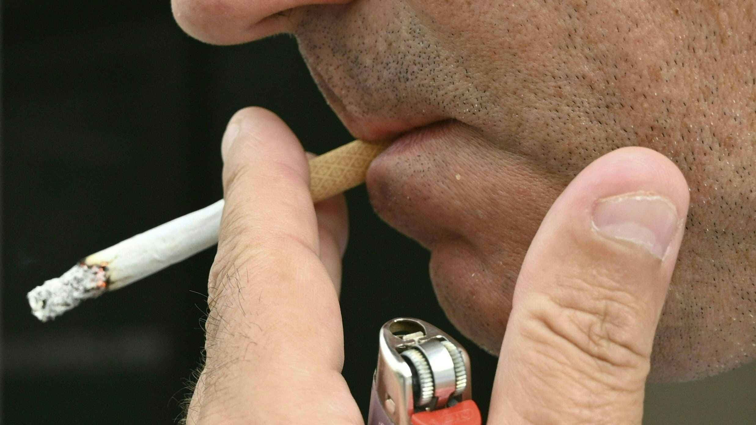 دراسة: "التدخين الخفيف" كفيل بإيذاء قلبك