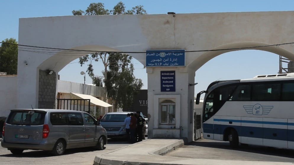 مشروع متكامل لتأهيل مرافق جسر الملك حسين