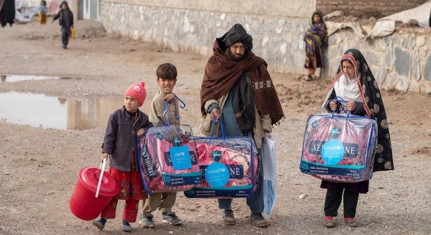 تحذير أممي: ملايين اللاجئين يواجهون شتاء قارساً بعد تراجع المساعدات الدولية