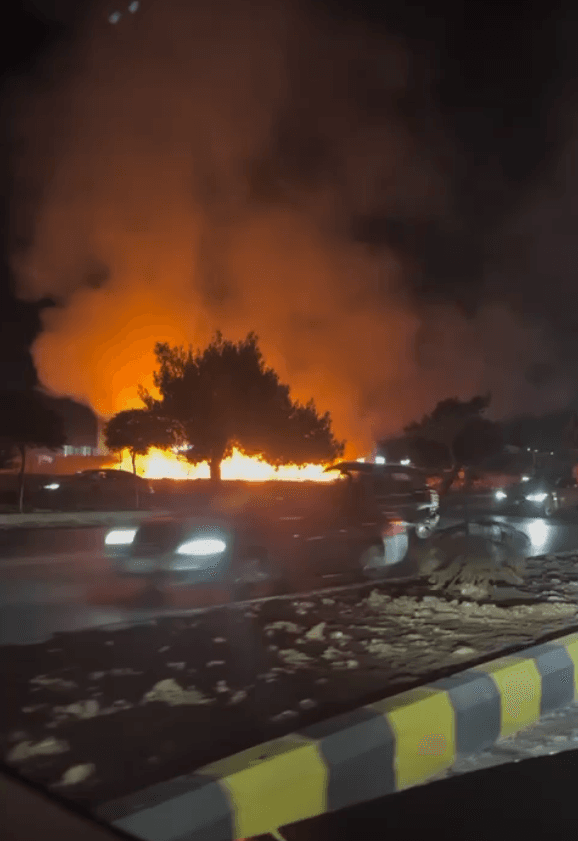 الدفاع المدني يخمد حريقًا في أخشاب ونفايات قرب جسر النهضة