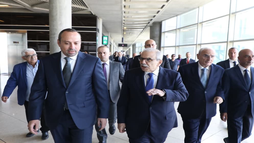 رئيس الوزراء اللبناني يبدأ زيارة للأردن