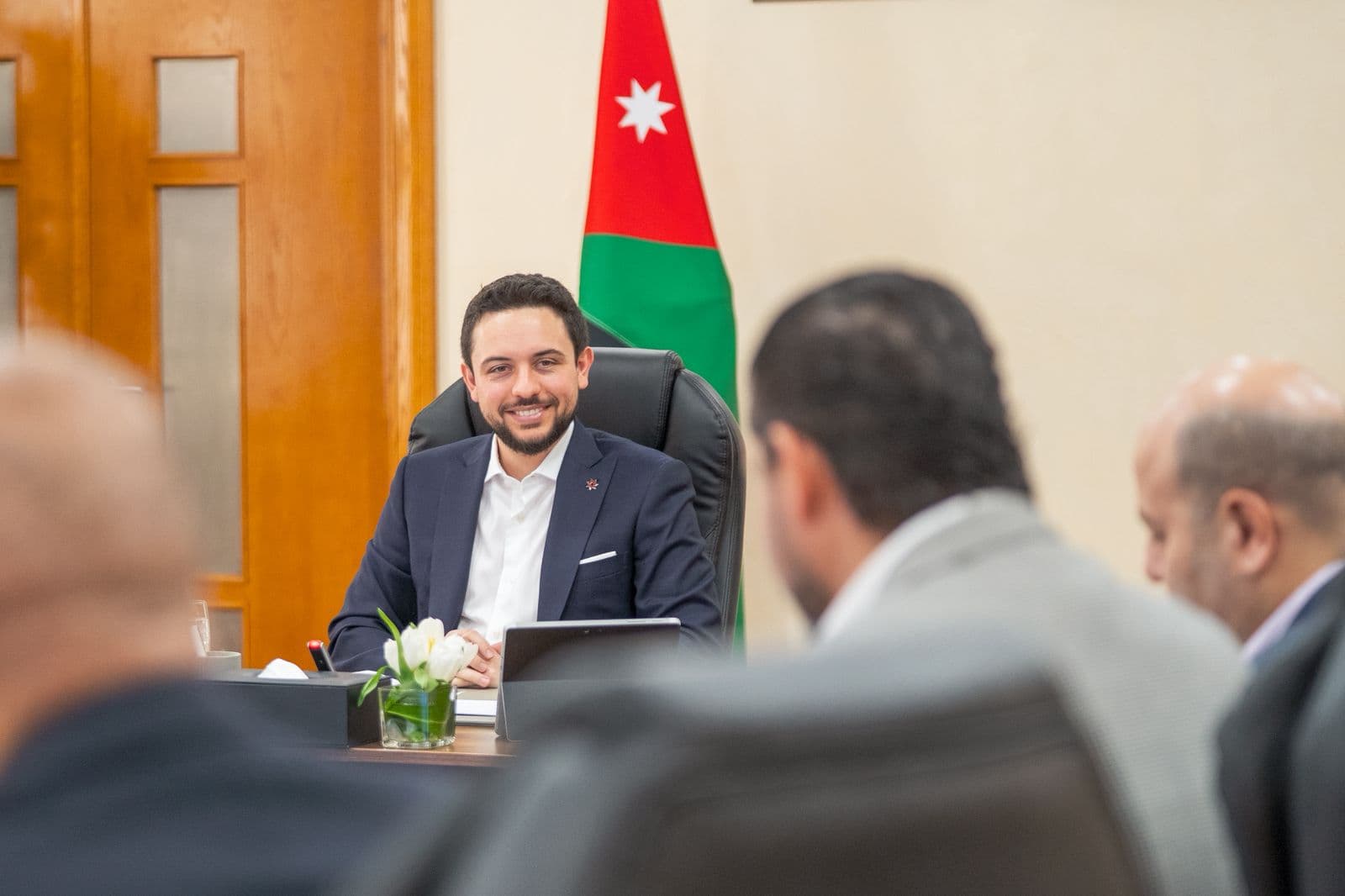 ولي العهد يؤكد أهمية تسهيل إجراءات الاستثمار في العقبة