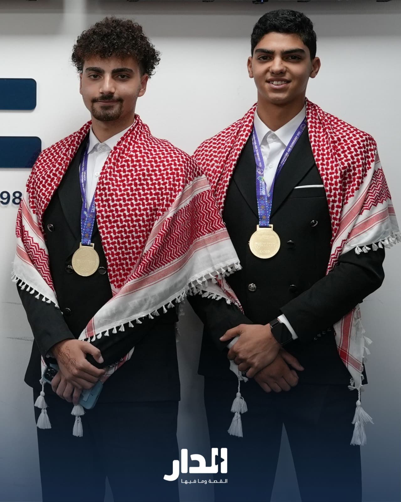 طالبان من الزرقاء يحصدان المركز الأول عالميًا في فئة "المبتكر الصغير" بماليزيا