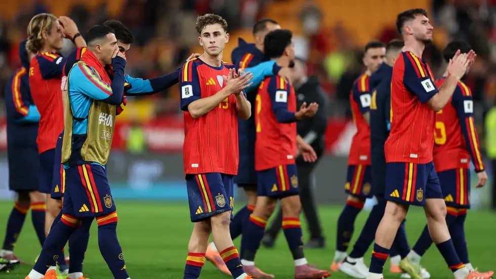 تصنيف فيفا: إسبانيا تواصل الصدارة.. وألمانيا ضمن الكبار في قرعة المونديال