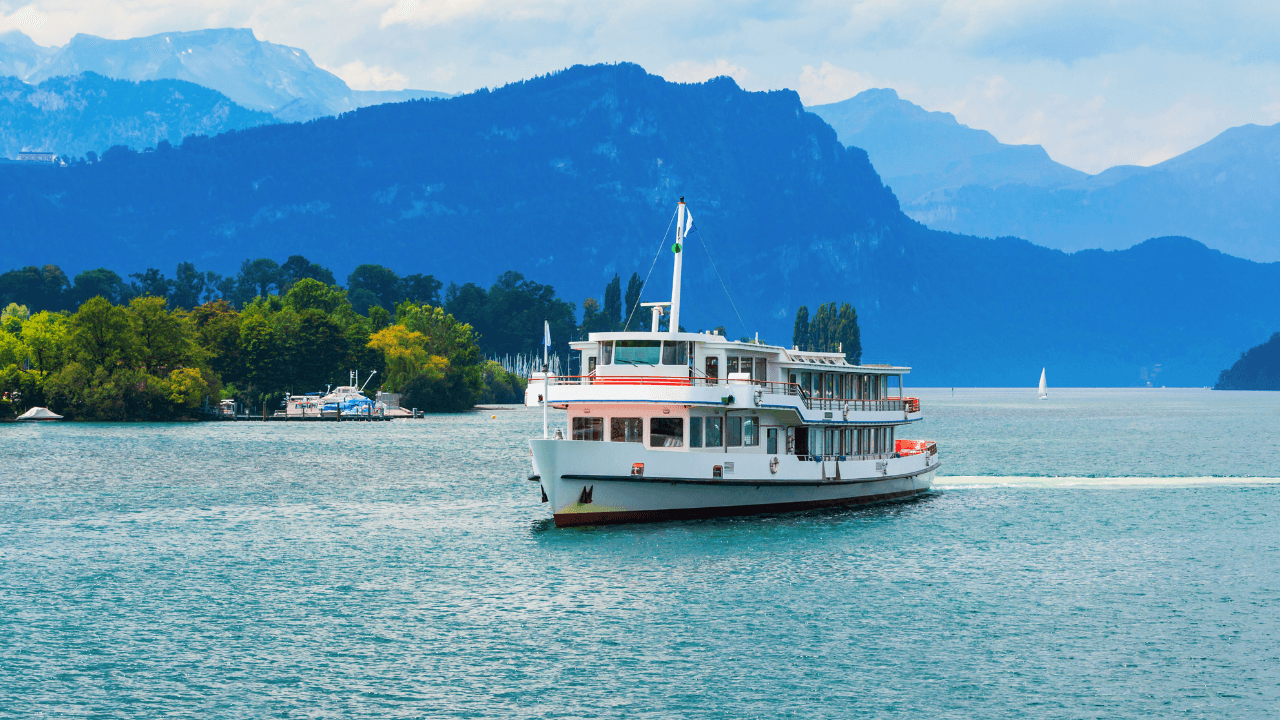 مصر.. وفاة سائحة في تصادم مركبين سياحيين بالأقصر