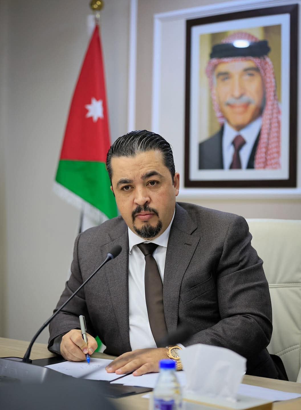 حواري وأعضاء لجنة العمل النيابية يشكرون الحكومة: صدقت الوعد