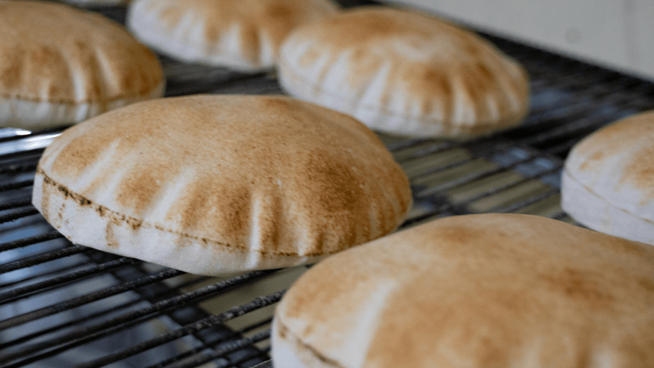 بمقدار 4.8 دنانير.. رفع سعر بيع طن الطحين الموحد لشهر كانون الثاني