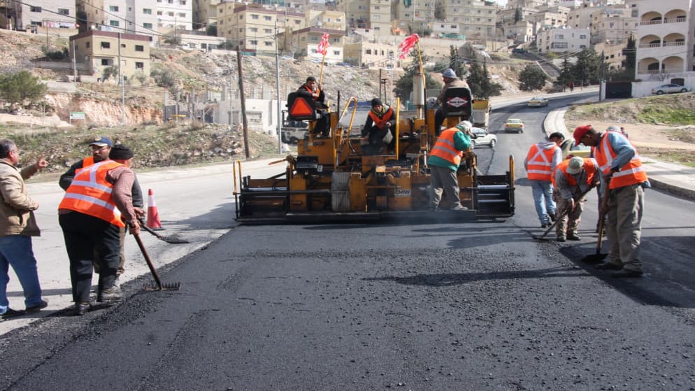 بتكلفة 3 ملايين دينار.. أمانة عمان تطلق حملة كبرى لتعبيد أحياء العاصمة