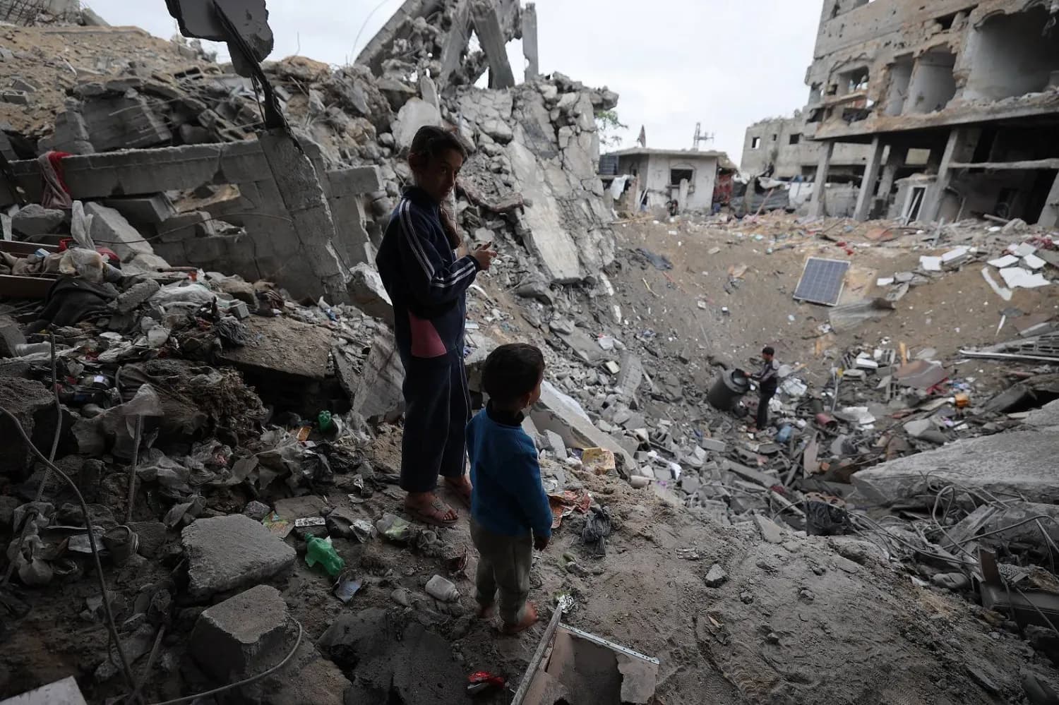 مصر: ندرس دعوة ترمب للسيسي للانضمام إلى "مجلس السلام" لغزة