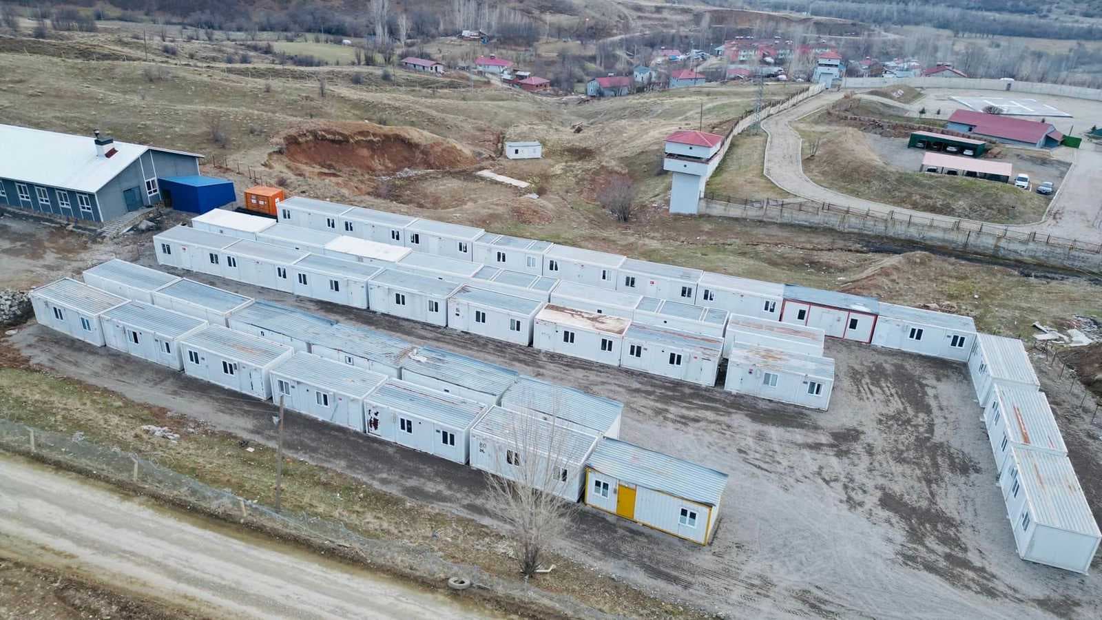 استعدادات استباقية في مدينة تركية تحسبا لزلزال مدمر