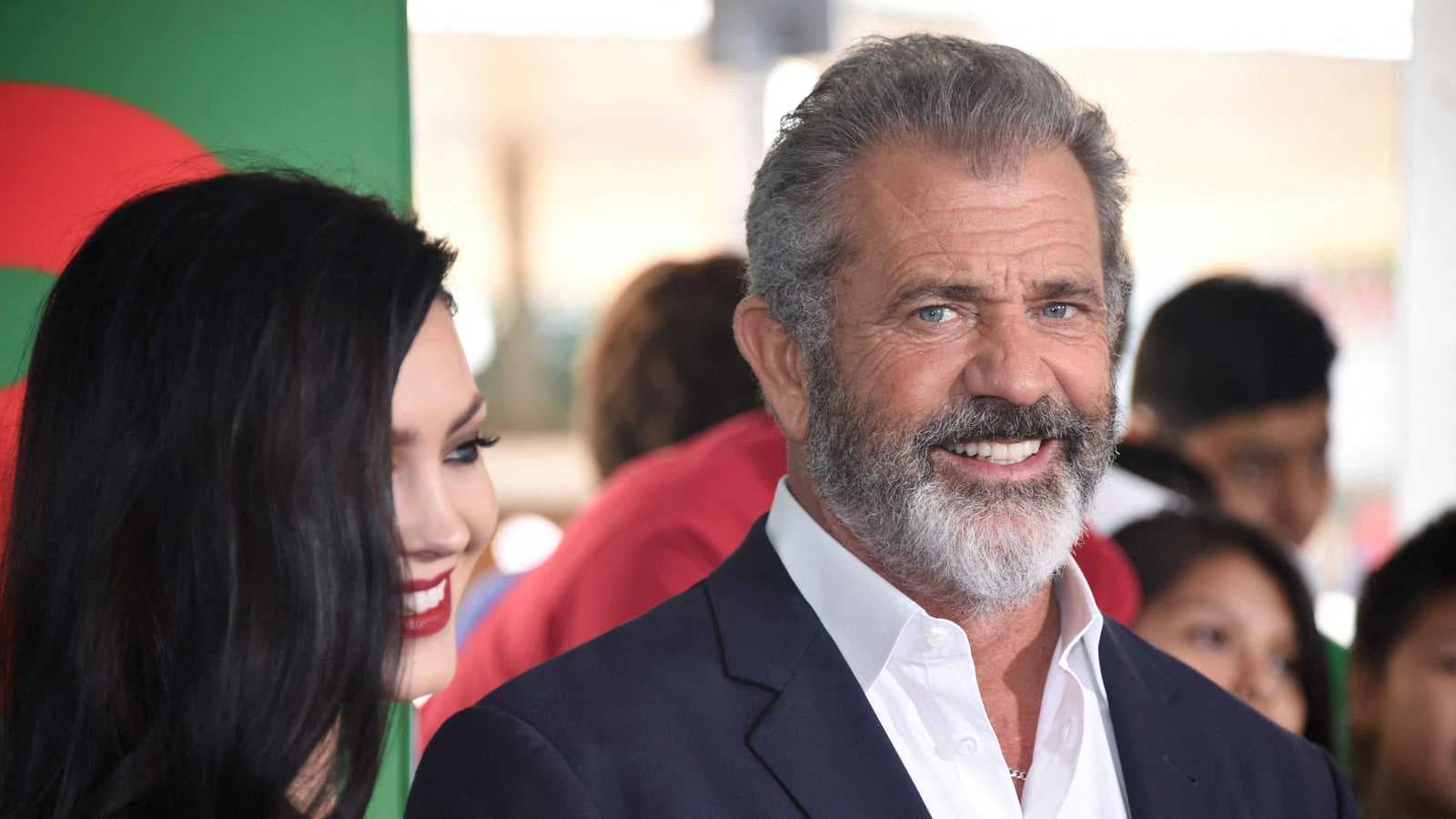 ميل جيبسون ينفصل عن روزاليند روس بعد ارتباط 9 سنوات