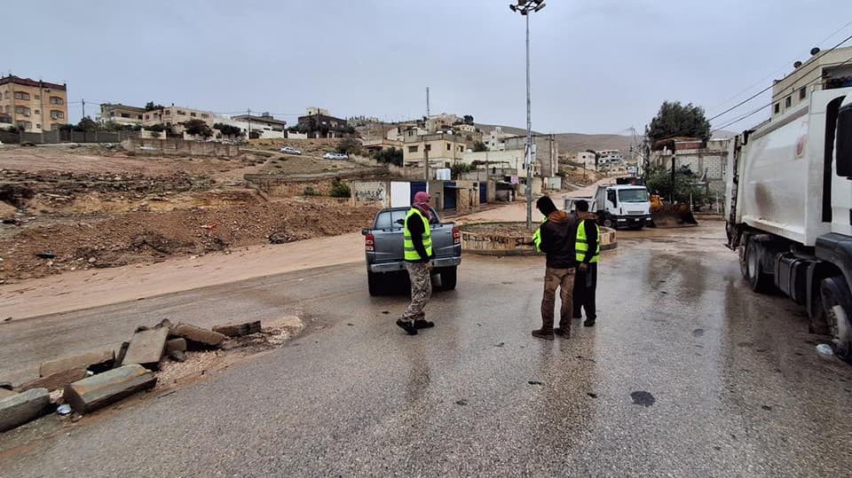 بلدية الهاشمية تعيد فتح شارع "أبو الزيغان" أمام حركة السير بعد انتهاء أعمال الصيانة