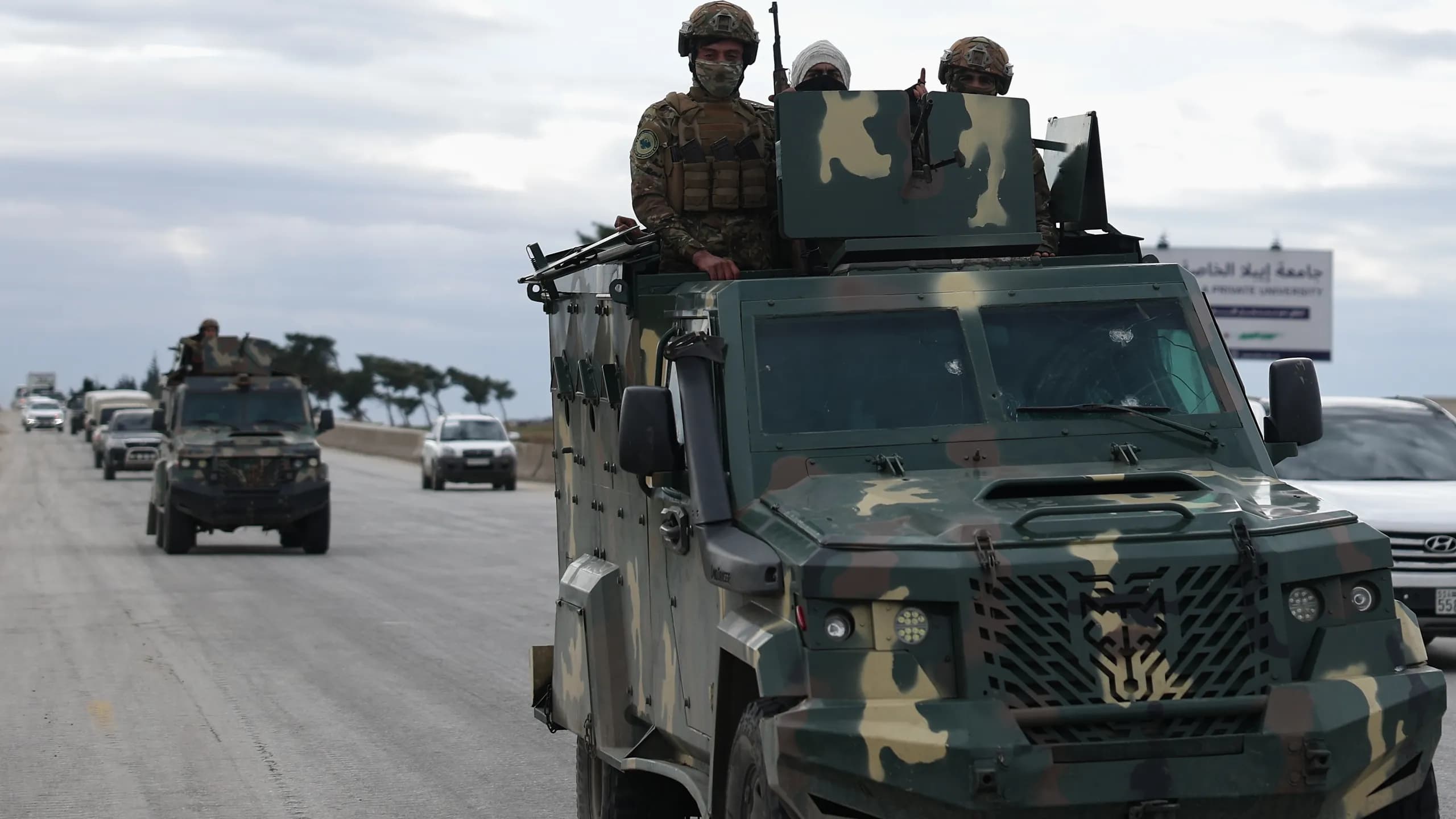 الجيش السوري: السيطرة على "مسكنة" و34 بلدة بريف حلب والمئات من عناصر قسد يسلمون أنفسهم