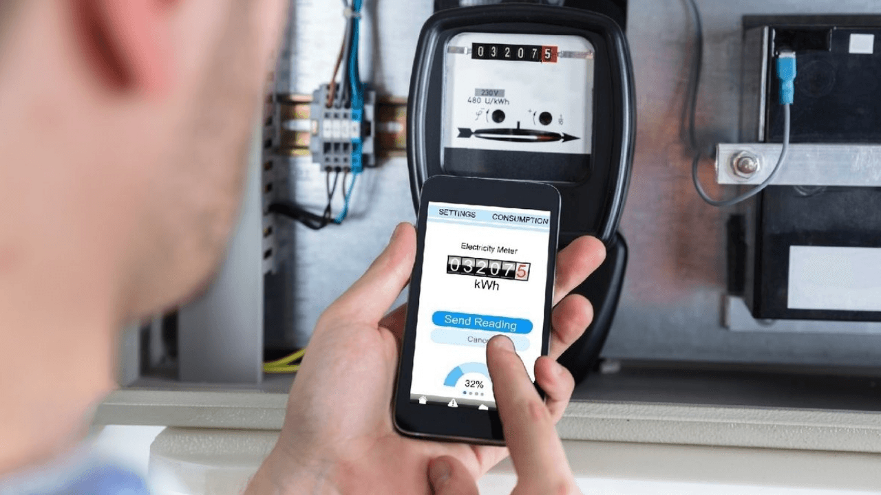 النائب القباعي: شركات الكهرباء توزع الفاقد على فواتير المواطنين