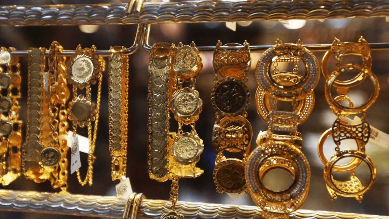 انخفاض أسعار الذهب في الأردن الخميس.. وبيع الغرام من عيار 21 بـ 90 ديناراً