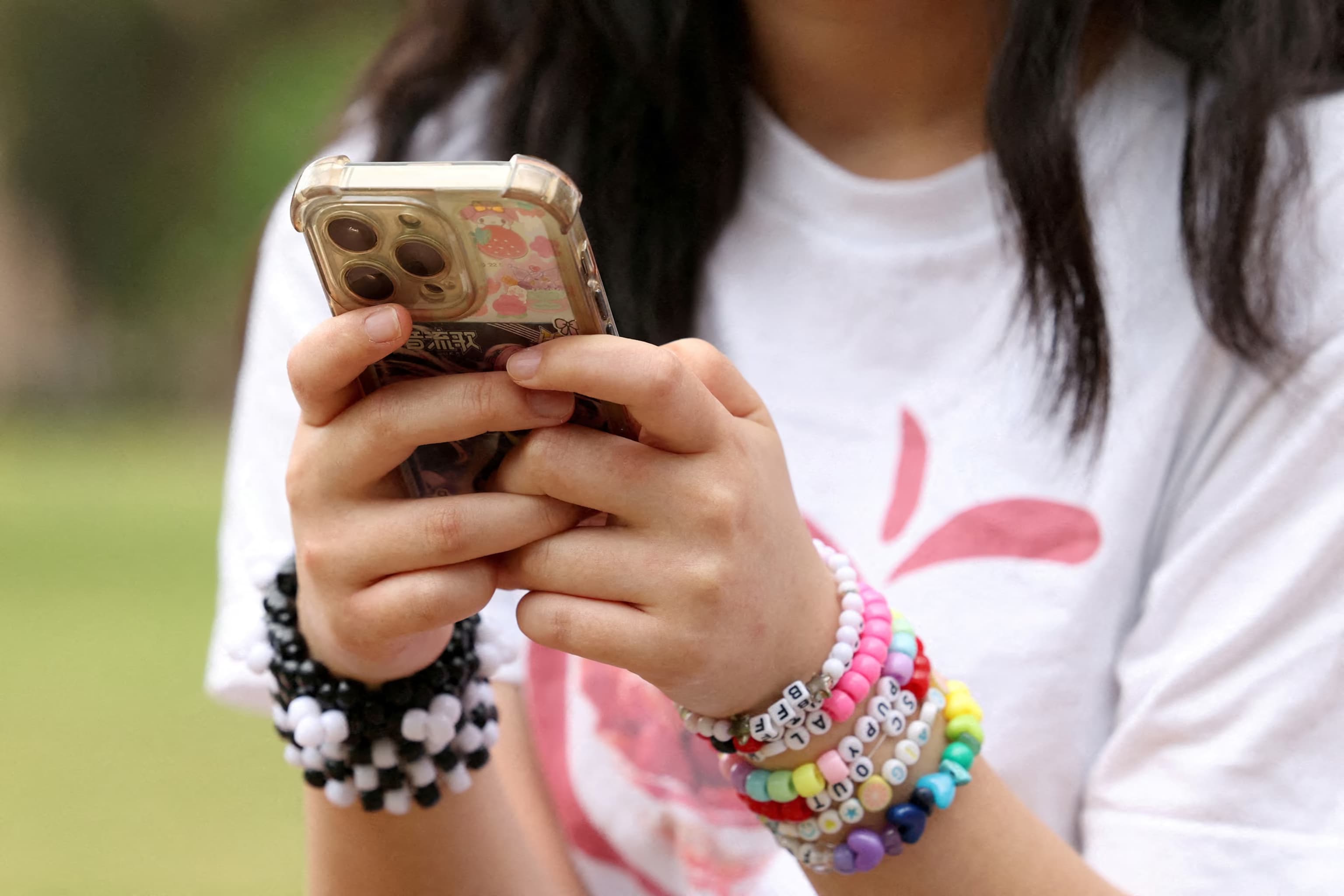 بعد شهر من التطبيق.. أستراليا تحظر 5 ملايين حساب لمراهقين على منصات التواصل