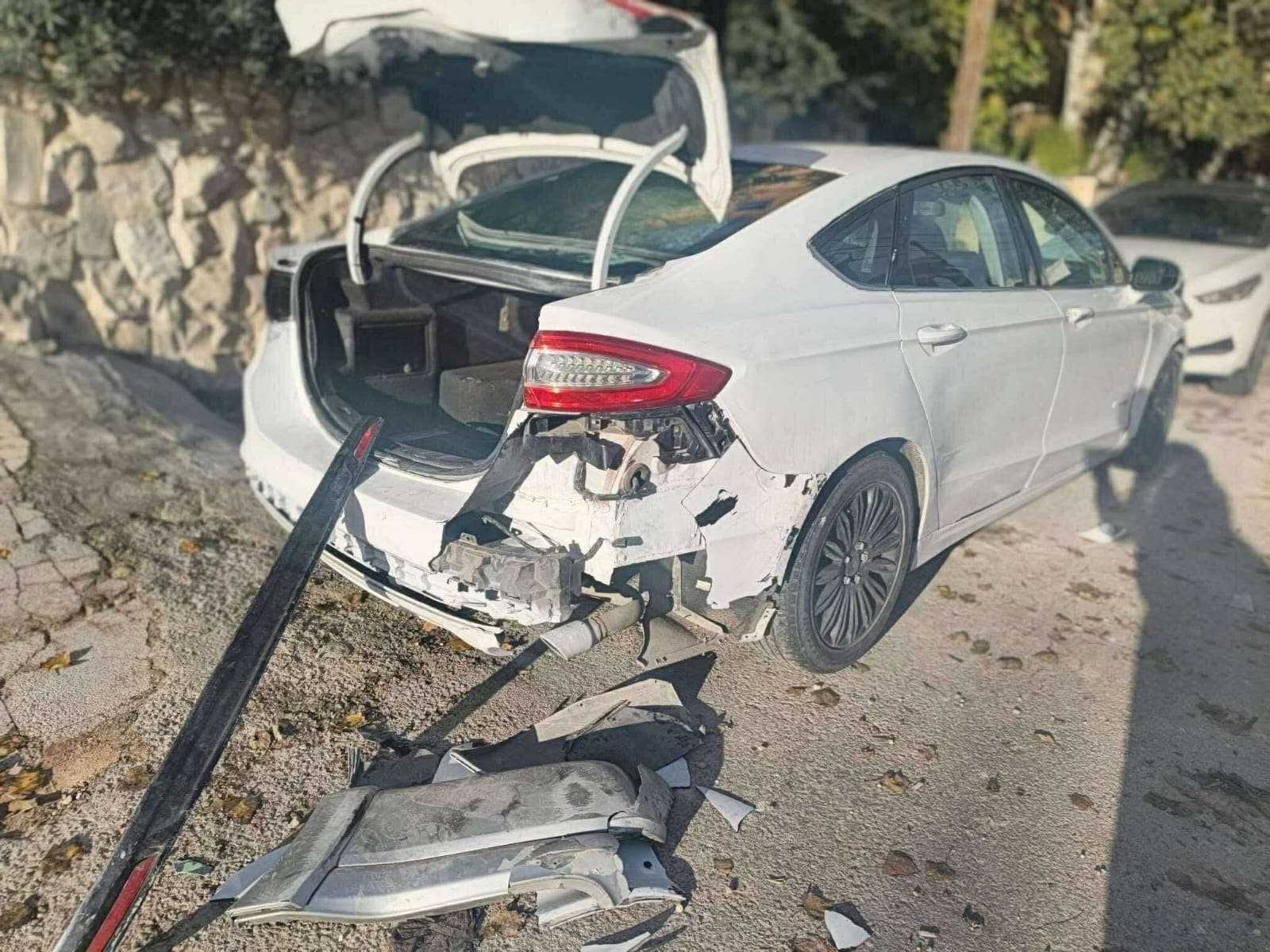 برسالة معبّرة.. مواطن يسامح شخصا صدم مركبته ولاذ بالفرار