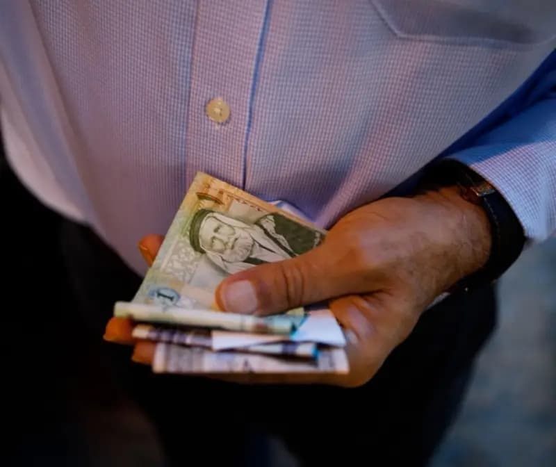 بشرى سارة.. "التربية" تعلن تحويل رواتب التعليم الإضافي ومكرمة أبناء المعلمين للبنوك الأربعاء