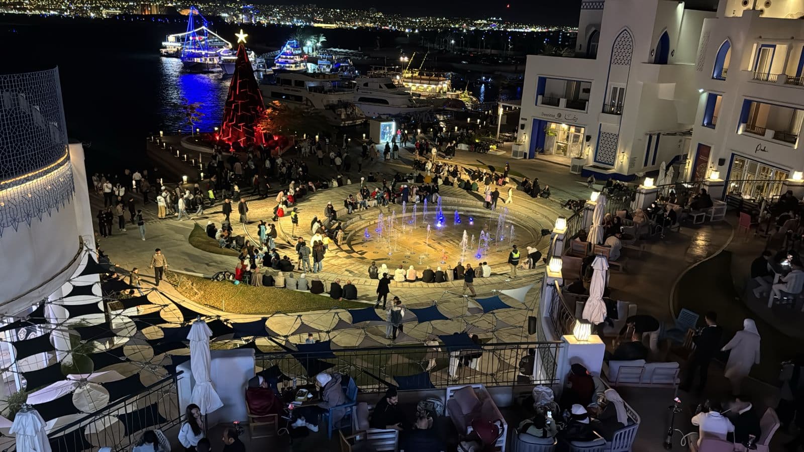 آيلة العقبة تشهد إقبالا كبيرا ليلة رأس السنة