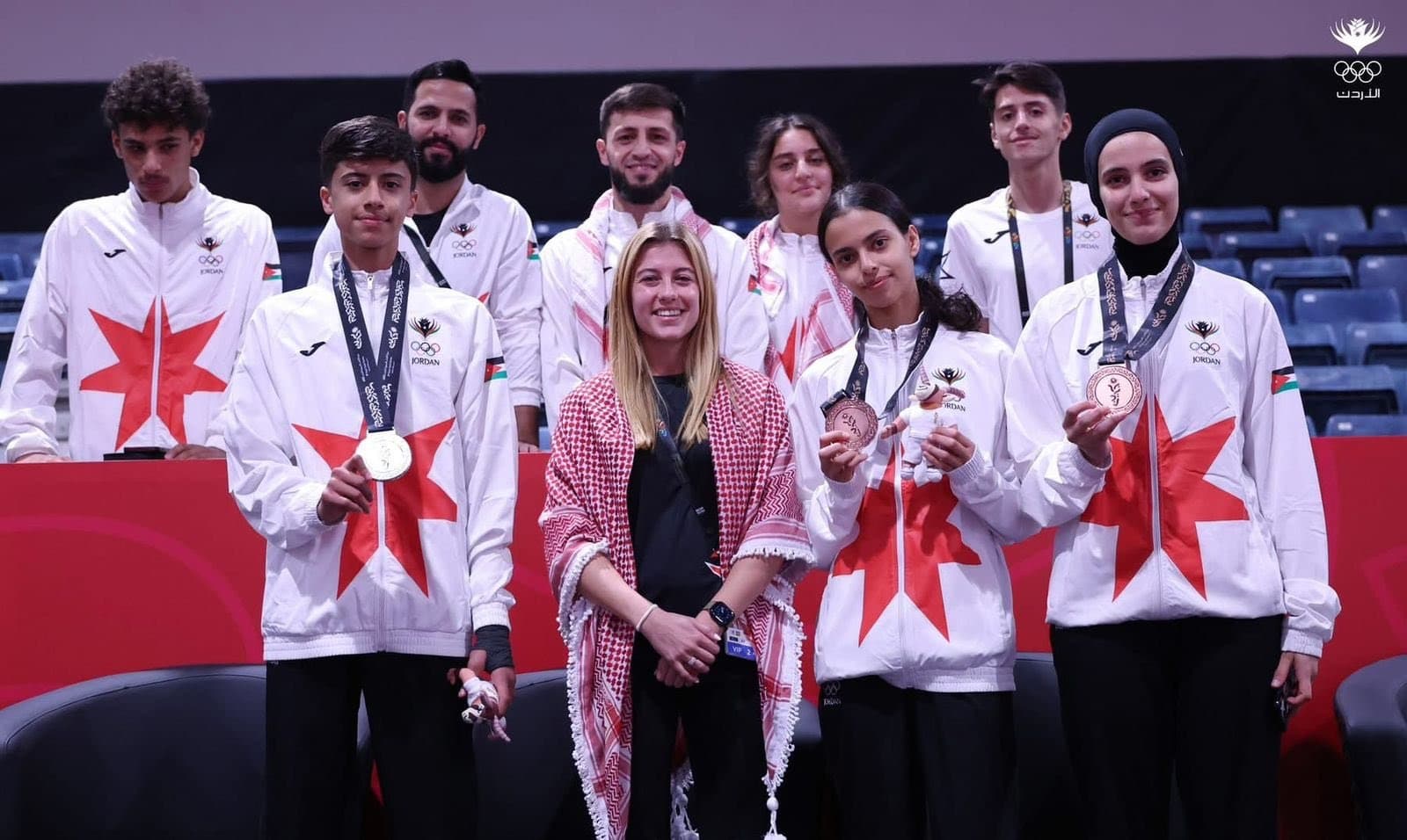 الأميرة سارة تهنئ لاعبي التايكواندو الفائزين بالميداليات بدورة الألعاب الآسيوية