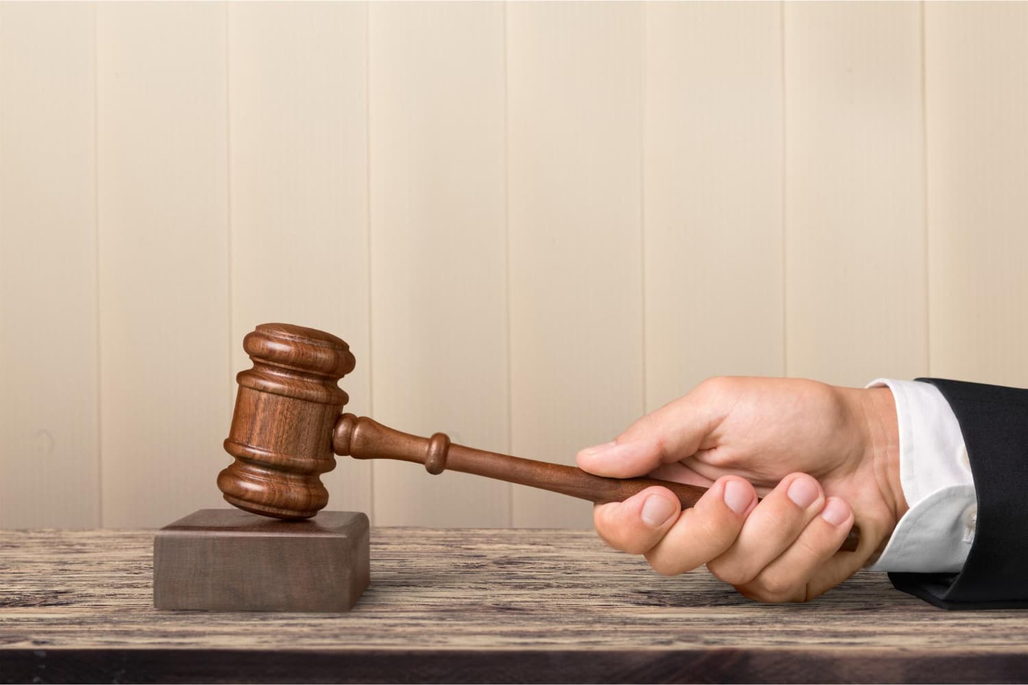 إرادة ملكية بترفيع 17 قاضيا (أسماء)