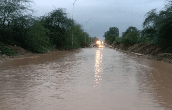 إعادة فتح طريق العدسية الشونة الشمالية جراء الأمطار