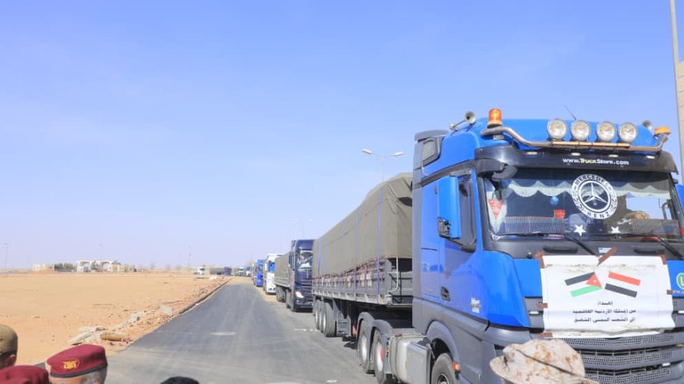 وصول قافلة المساعدات الأردنية إلى اليمن