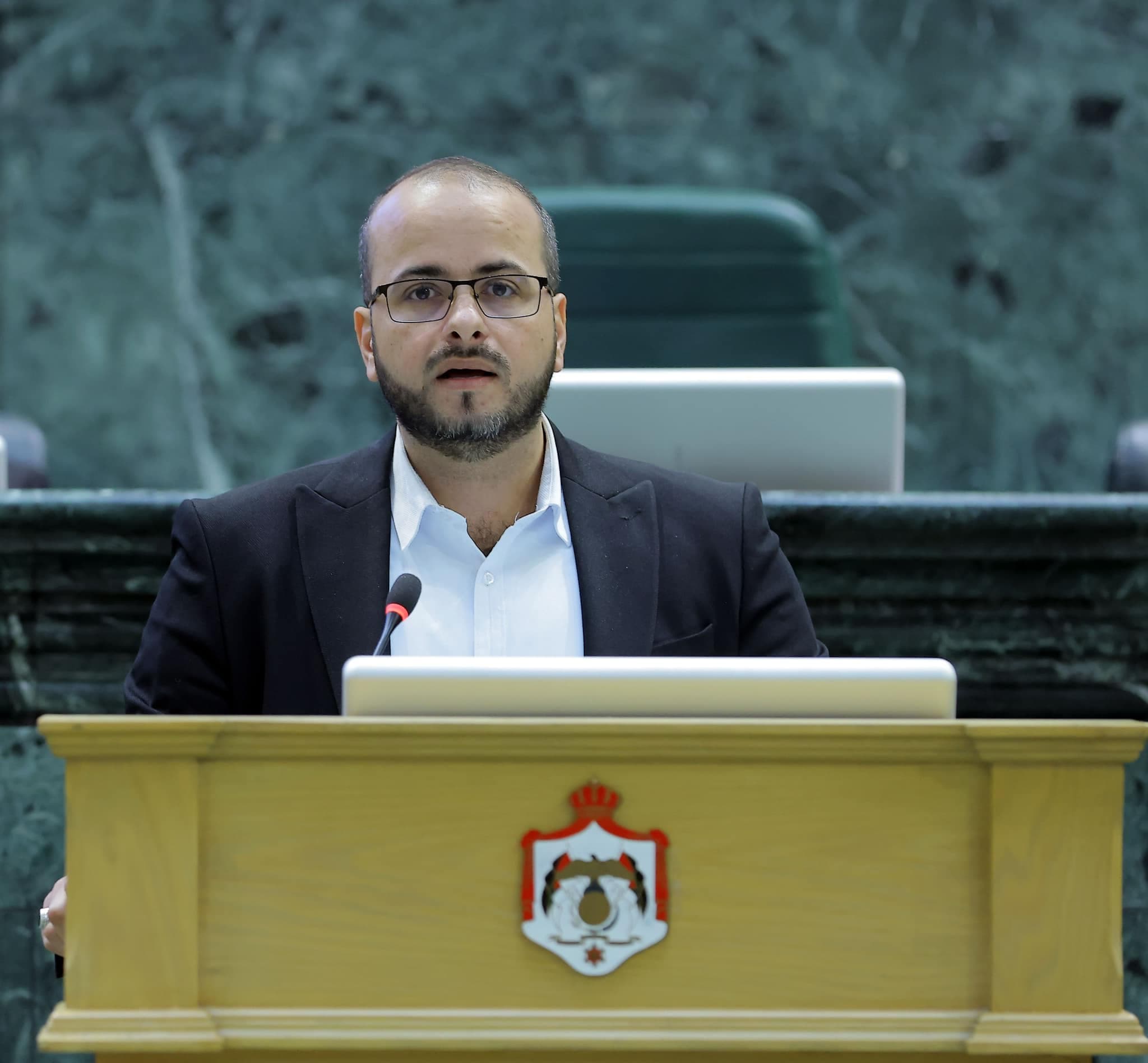 الرياطي يوجه سؤالا نيابيا حول قرارات النقل "المفاجئ" لمدربي محطات المعرفة في وزارة الاقتصاد الرقمي